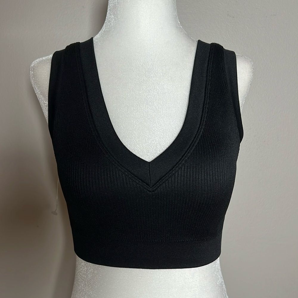 Aerie Offline Women's Ribbed Crop Top V Neck Sport Bra